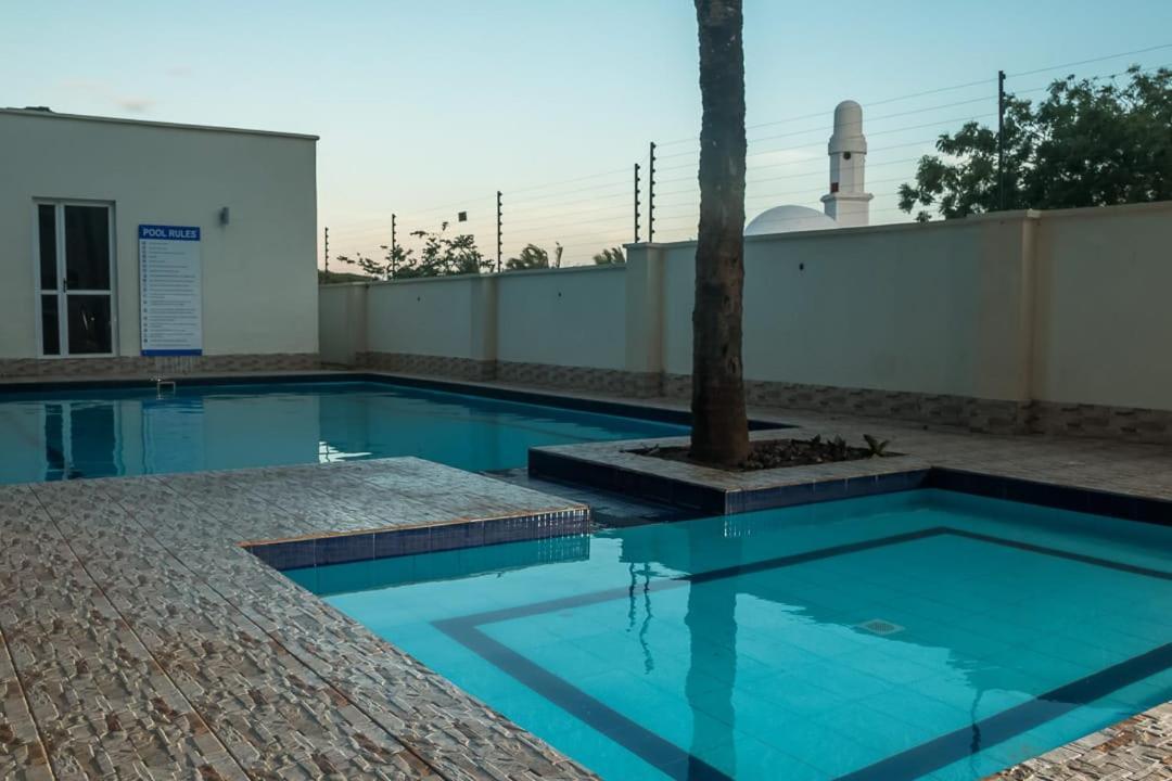 Lux Suites Nyali Luxury Apartments Mombasa Exterior photo